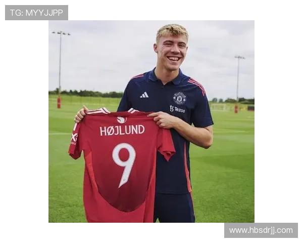 足球球星穿9号球衣的经典传承与传奇人物盘点