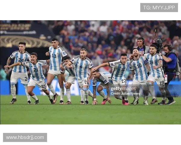 阿根廷足球队传奇球星合影展现风采与荣耀